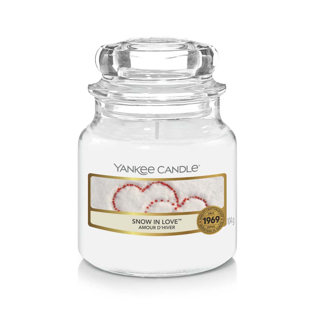 Snow in Love - Duftkerze im Glas 104g - Yankee Candle®